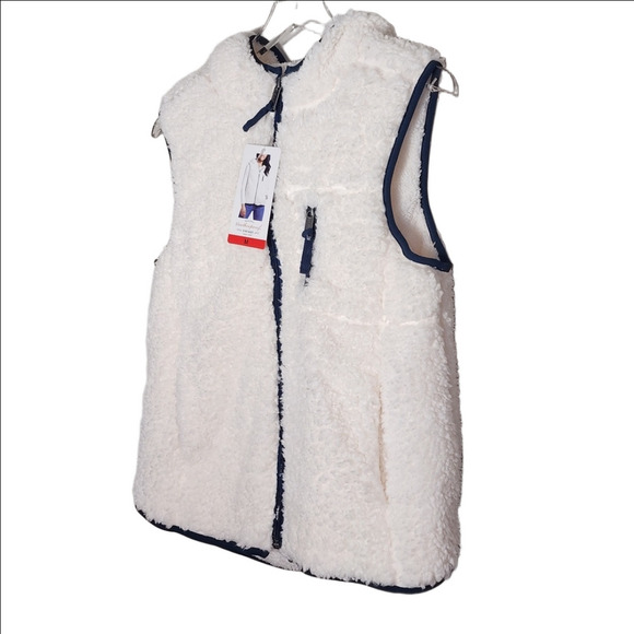 Weatherproof Jackets & Blazers - NWT Weatherproof Vintage Hooded Jacket